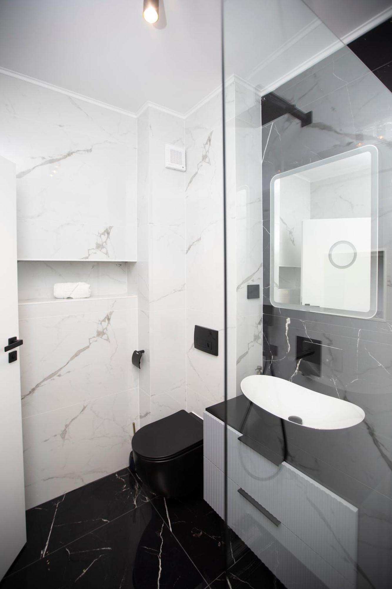 Sadim Lux Tower-18th Floor Apartment Cluj-Napoca